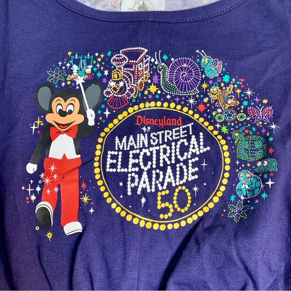 NWT. Adorable girls size 4 top t-shirt of The Main Street Electrical Parade - Picture 3 of 13